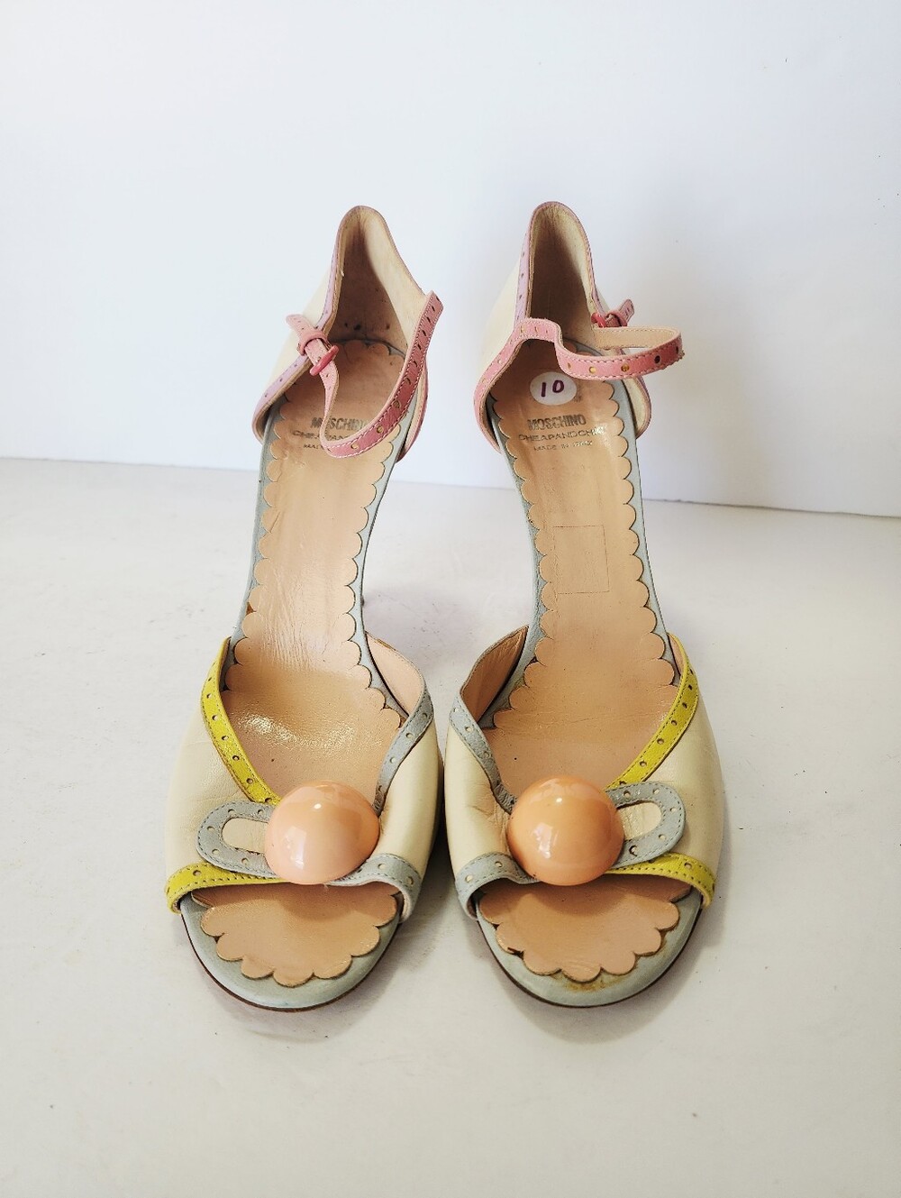 Vintage Moschino Cream Peep-Toe Heels with Pink Accents Size 40.5 - Picture 3 of 10